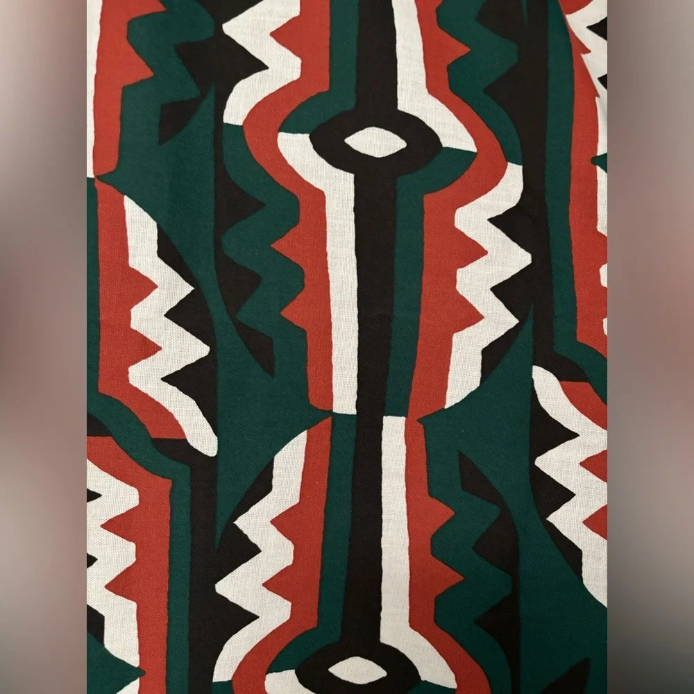 NWOT Opalhouse designed with Jungalow Profil Shower Curtain - Green Geometric